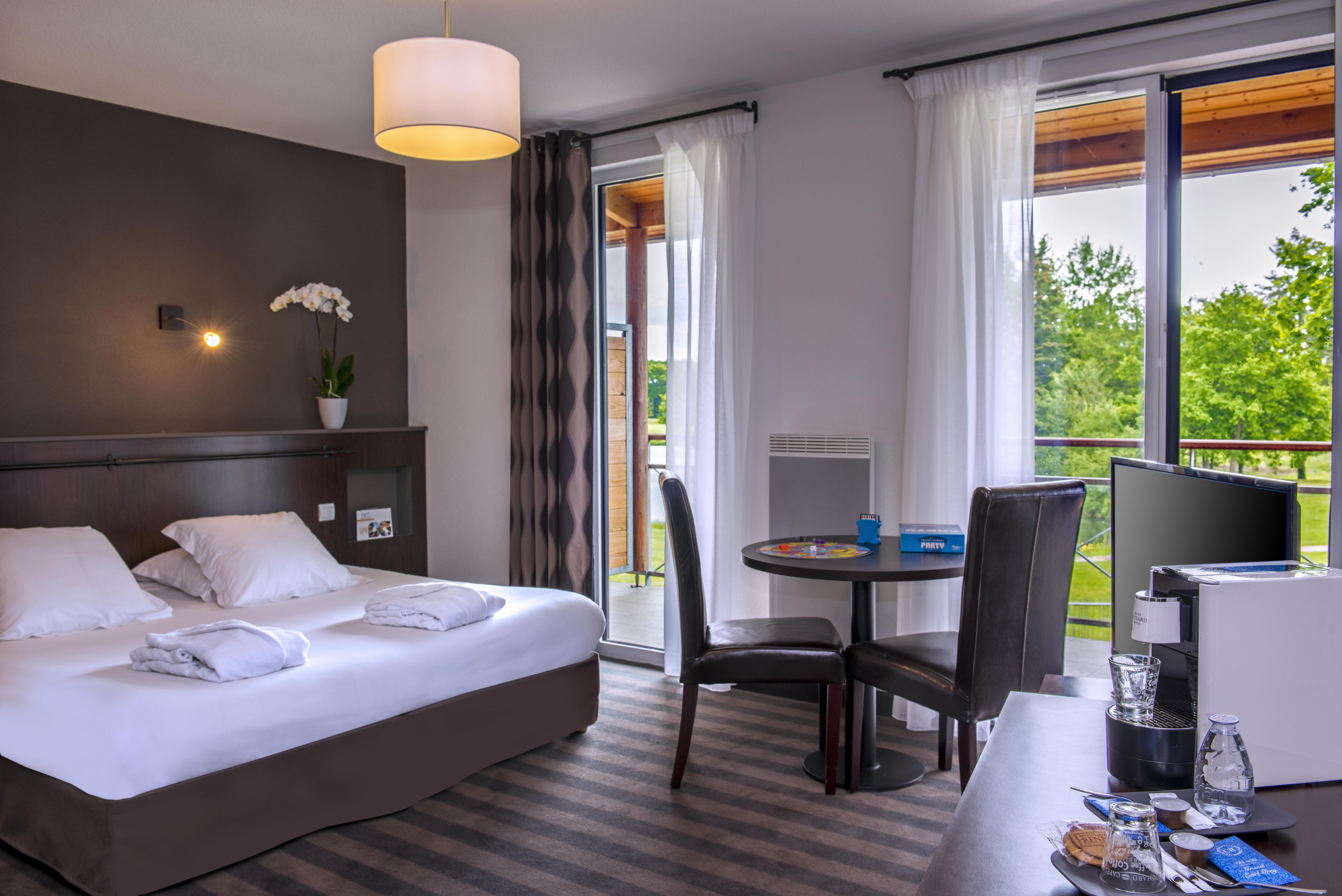Domaine De Cice-Blossac, Resort Spa & Golf بروز المظهر الخارجي الصورة